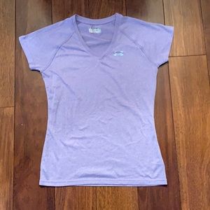 Under Armour top